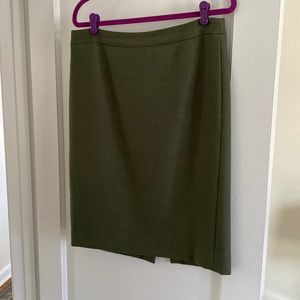 J. Crew no2 pencil skirt wool Size 12 loden green